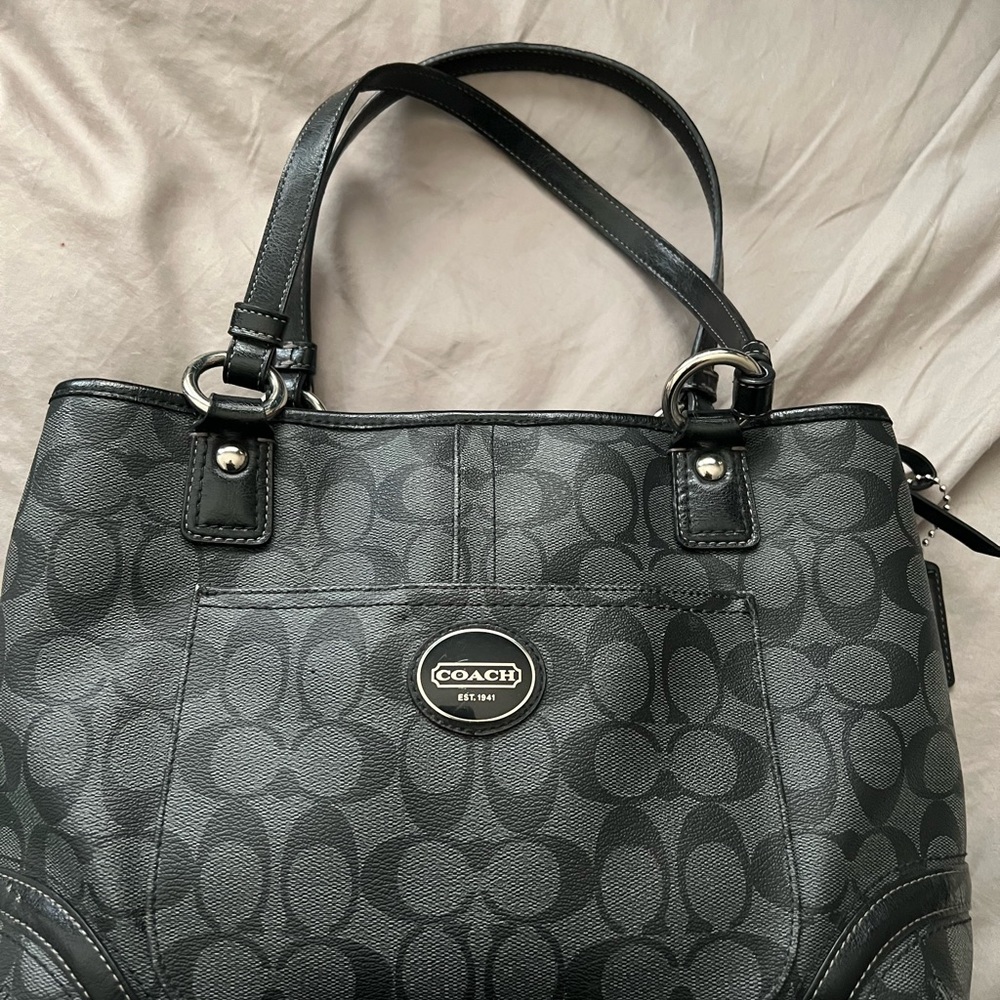 Coach medium size hand bag